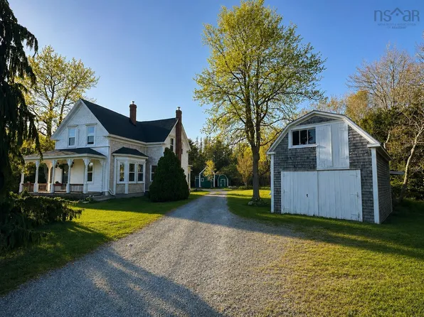 1265 Eastern Shore Rd, Queens, NS B0J 1H0