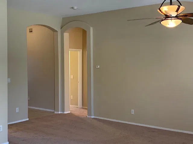 3bd/2ba Spacious Chandler Home For Rent! -- Coming Soon — Photo 4