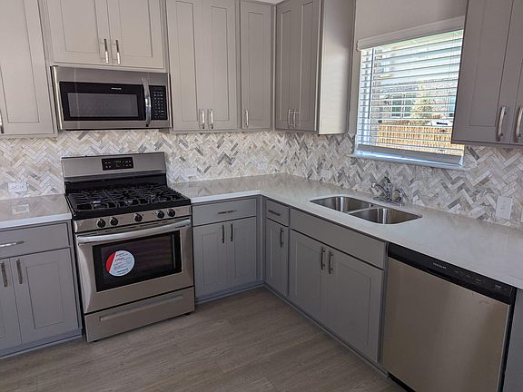 3rd image of 17102 Carmel Cricket Dr #D