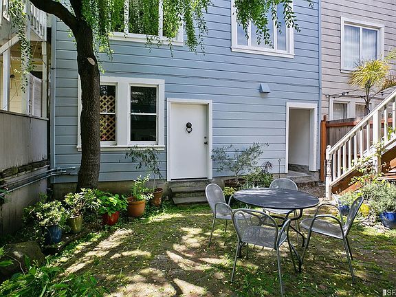3rd image of 53 Oakwood St