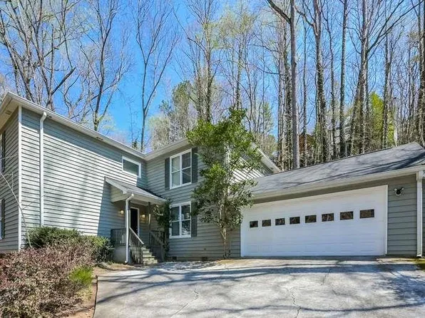 7127 Riverside Dr, Atlanta, GA 30328