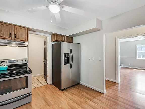 4th image of 209 Capitol View Ave