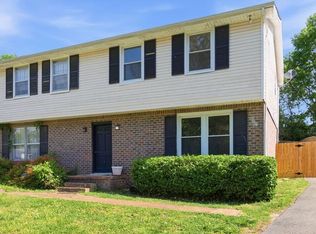 704 McPherson Dr, Nashville, TN 37221