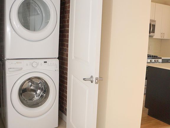 In unit washer/dryer
