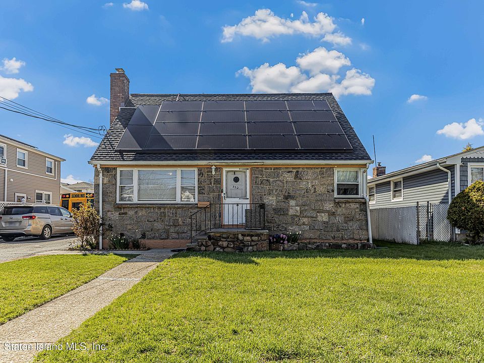 1st image of 352 Stewart Ave