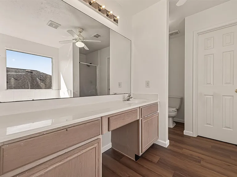 15910 Clayton Bend Dr — Photo 41