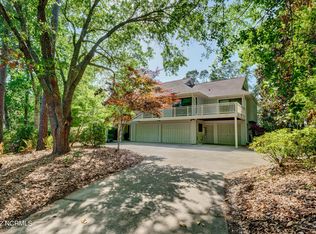 828 Everetts Creek Dr, Wilmington, NC 28411