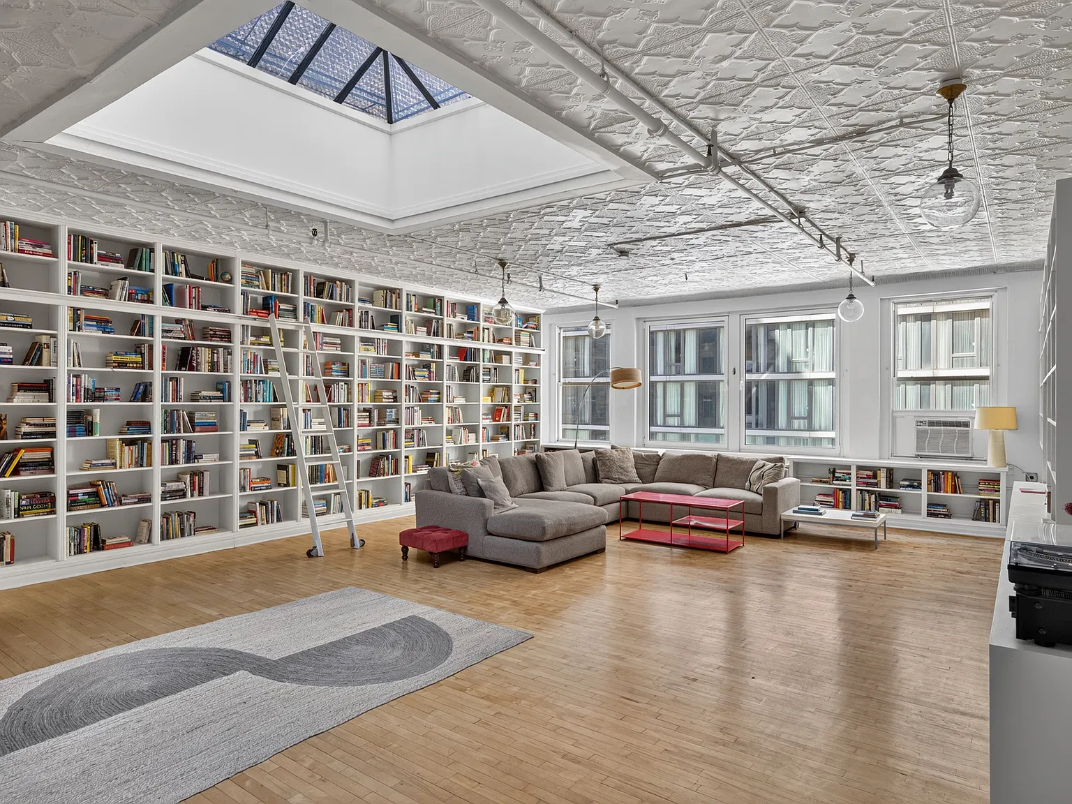 143 West 27th Street — Photo 2