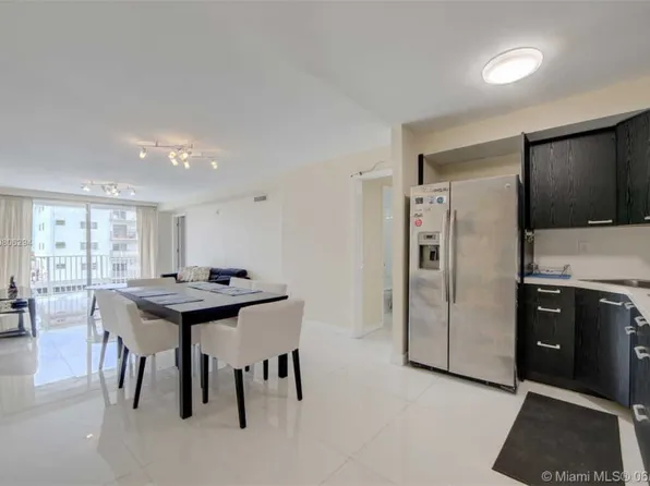3716 NE 168th St APT 308, North Miami Beach, FL 33160