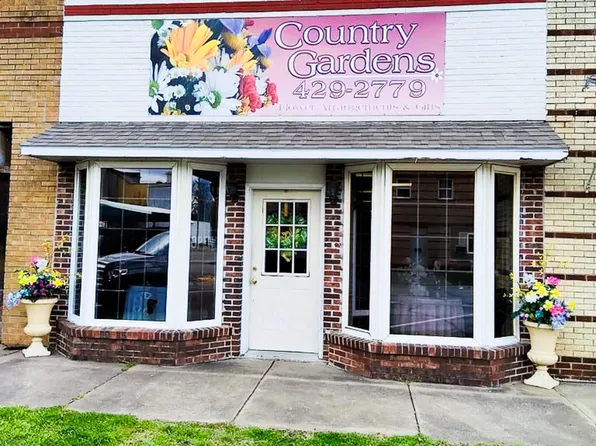 127 N Pennsylvania Ave, Columbus, KS 66725