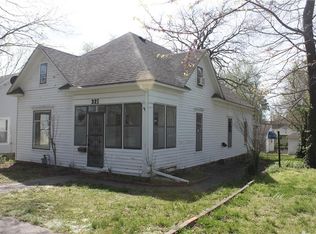 321 E 9th St, Baxter Springs, KS 66713