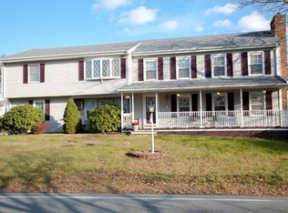 1008 Almy Rd, Somerset, MA 02726