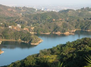 2318 Donella Cir, Los Angeles, CA 90077