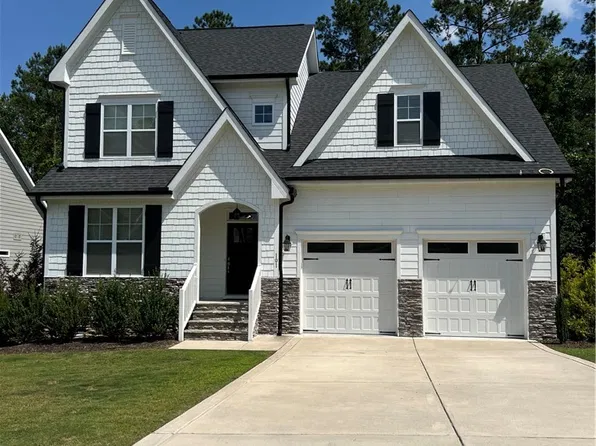 101 Education Dr, Spring Lake, NC 28390