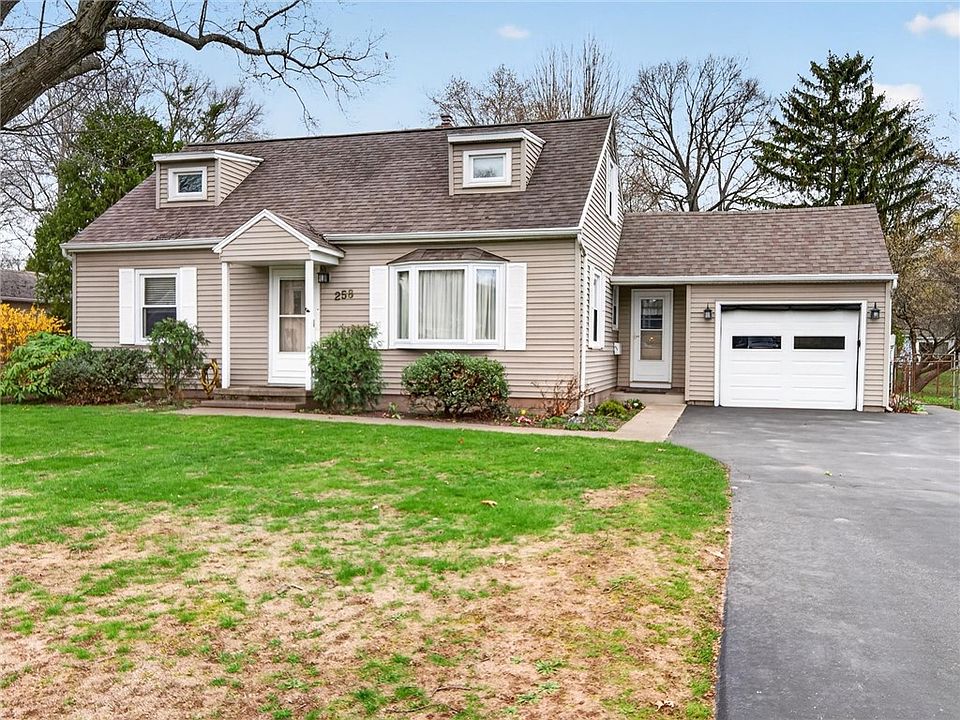 1st image of 258 Oakdale Dr