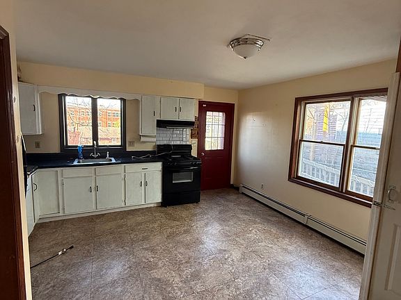 2nd image of 317 State St #1