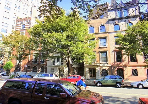 Rented by Balass Ralph, LREB | media 25