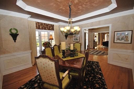 5th image of 2802 Royal Fox Dr