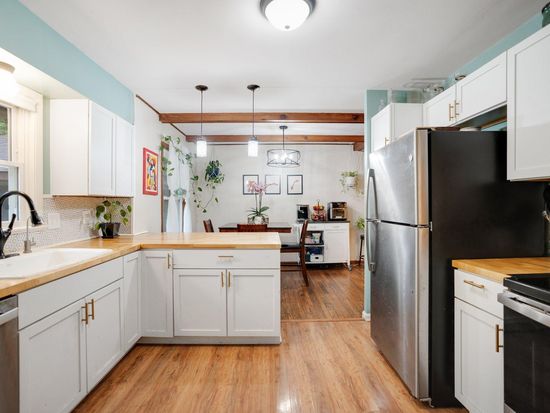 1577 Cedar Ln, Newport, MN 55055