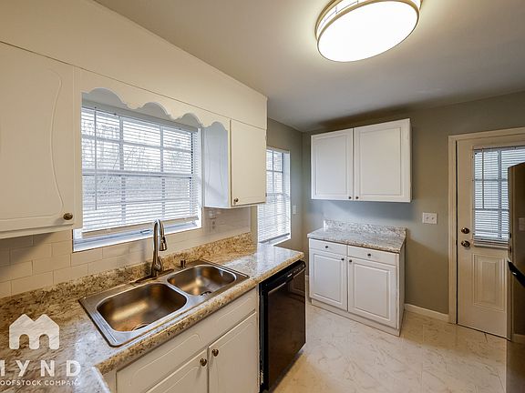 5th image of 1612 Big Mountain Dr
