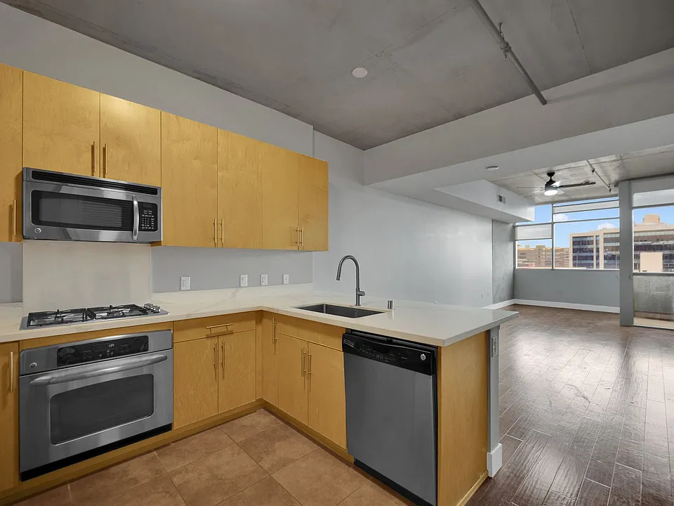353 E Bonneville Ave #804