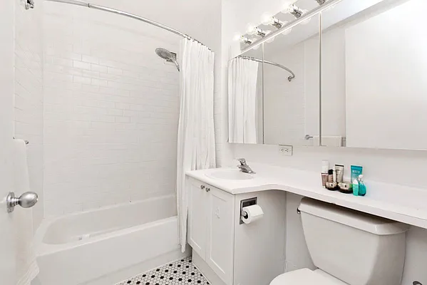 Sold by Level Group | media 4