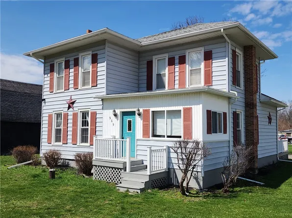 909 Main St, Hunt, NY 14846