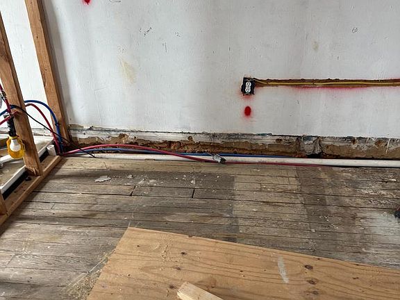 3rd image of 2903 N Fairhill St