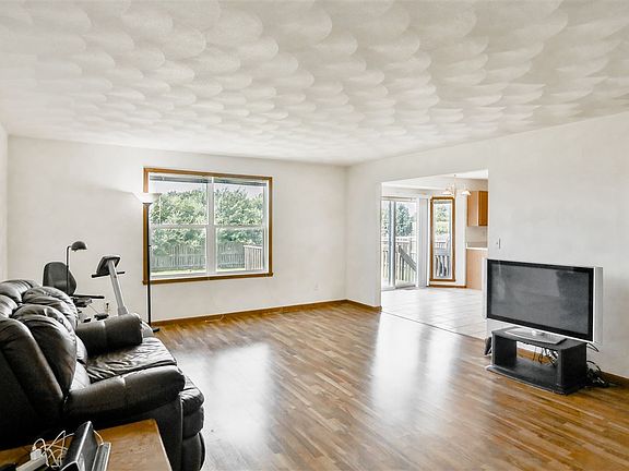 5th image of 5503 Wynmere Dr