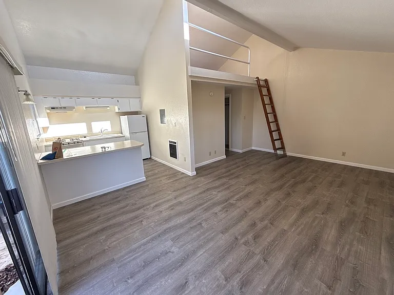 279 Branch St #E — Photo 4