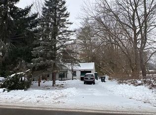 494 John R Rd, Rochester Hills, MI 48307