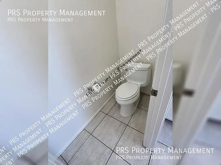 8003 W Clara Ln — Photo 39