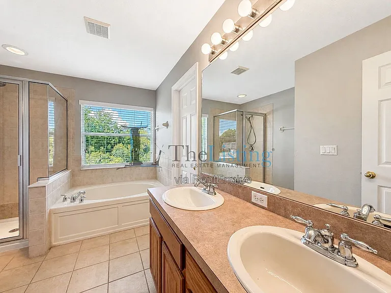 11525 Declaration Dr — Photo 15