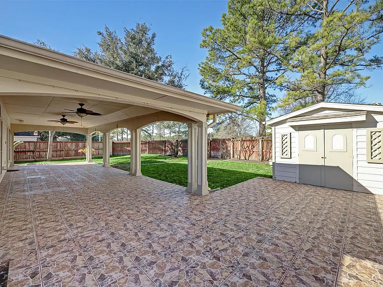 8903 Aberdeen Park Dr — Photo 16