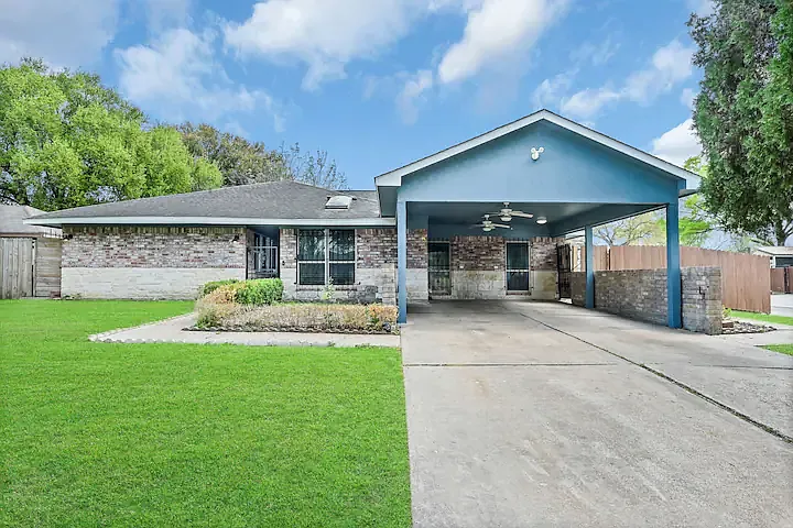 5 bed, $5,499 — Photo 3