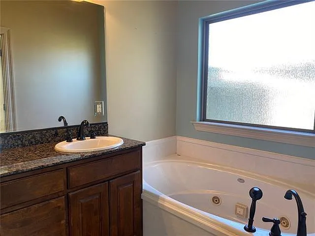 116 Fayedaye Dr — Photo 11