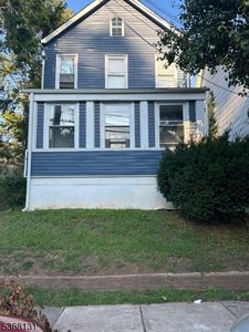 52 Smith St, Irvington, NJ, 07111
