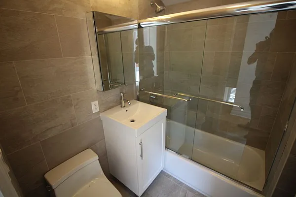 Rented by Highline Residential | media 12