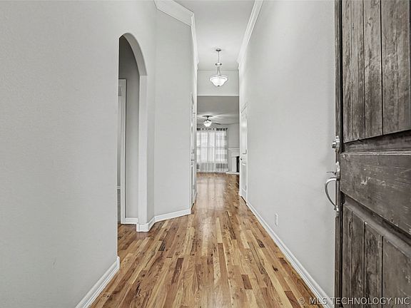 3rd image of 7311 E Oak Ridge St