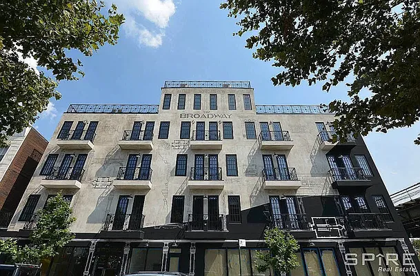 Rented by Pear NYC LLC | media 17