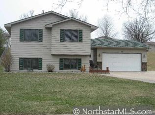 781 E Forest St, Belle Plaine, MN 56011