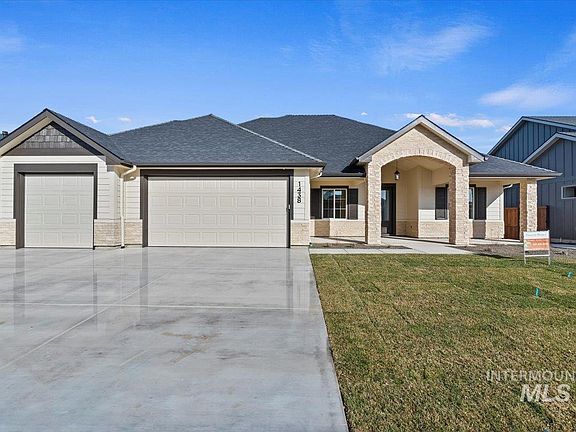 3rd image of 1438 W Ultar Dr