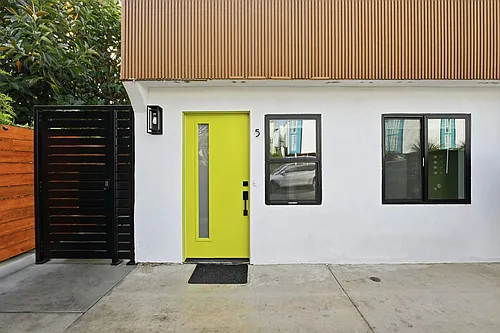 2735 Broadway #5 Photo 1