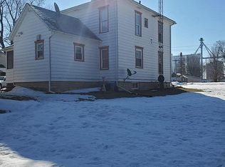 414 W 3rd St, Lostant, IL 61334