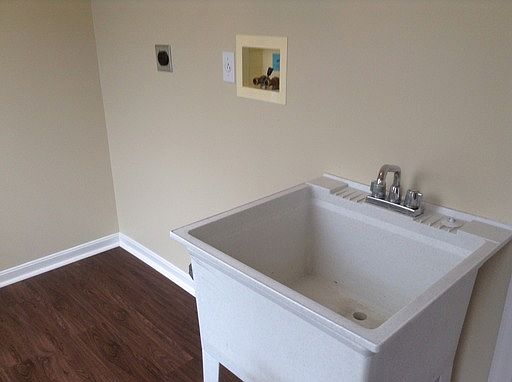 4th image of 1230 Tivoli Ct