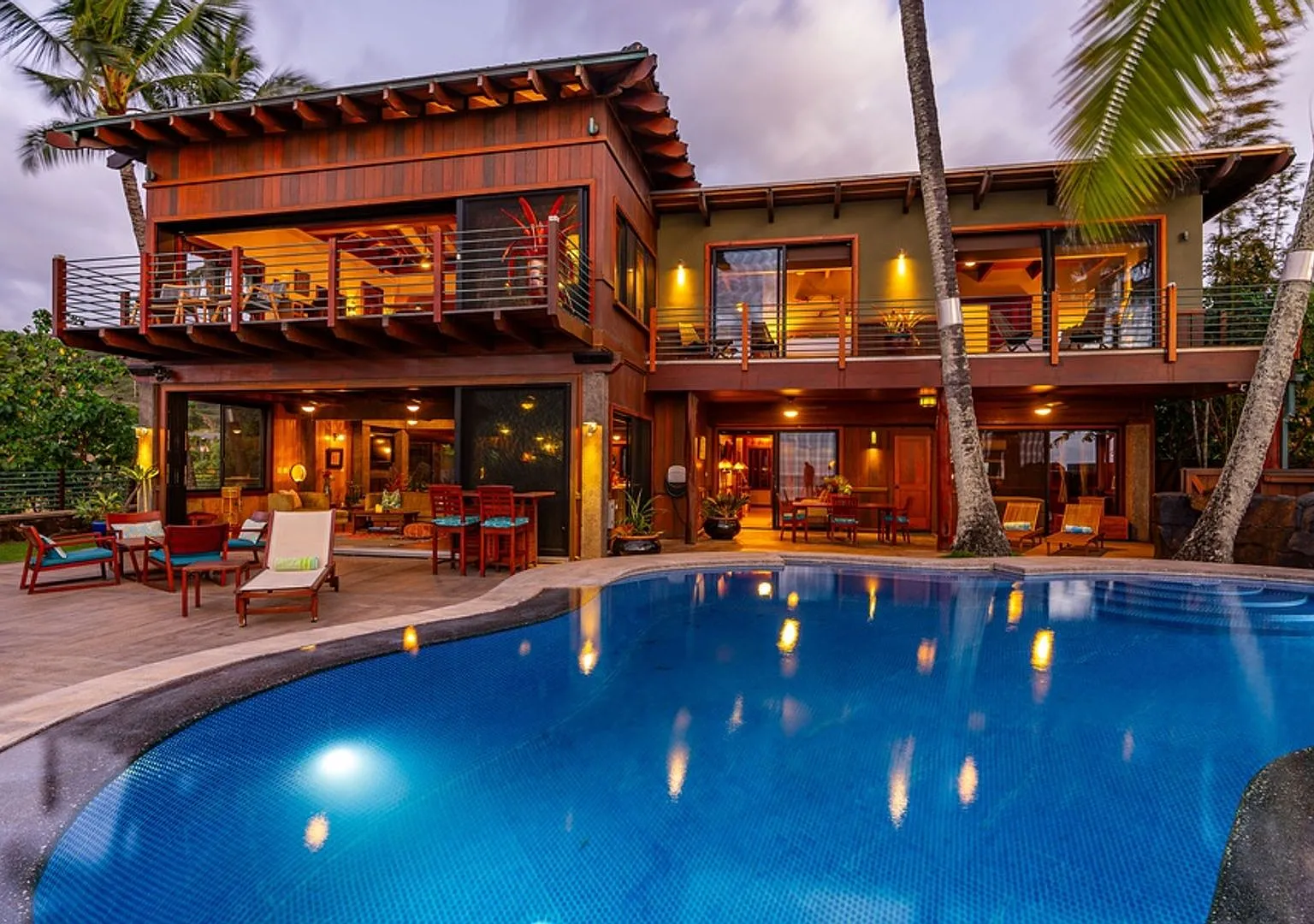 Samurai House: Oceanfront Estate w/ Infinity Pool, Theater & Stunning Views — Photo 4