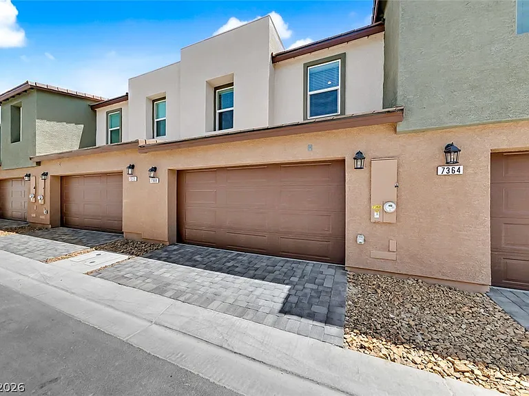7368 Joanna Brook St — Photo 4