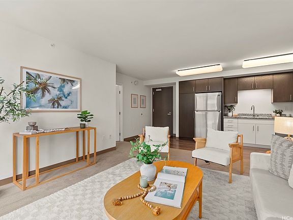 3rd image of 988 Halekauwila St #2504