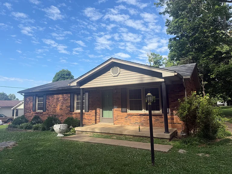 97 Hunters Ln — Photo 1