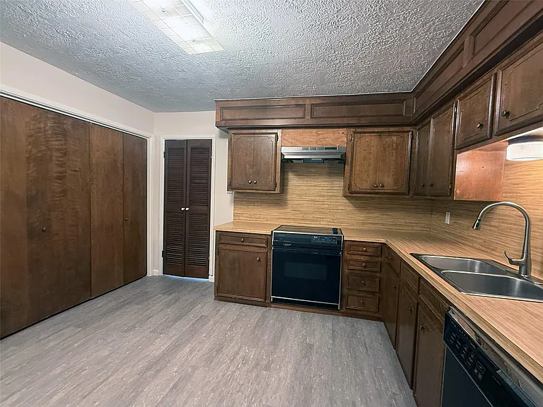 4107 Vista Rd #1 — Photo 7